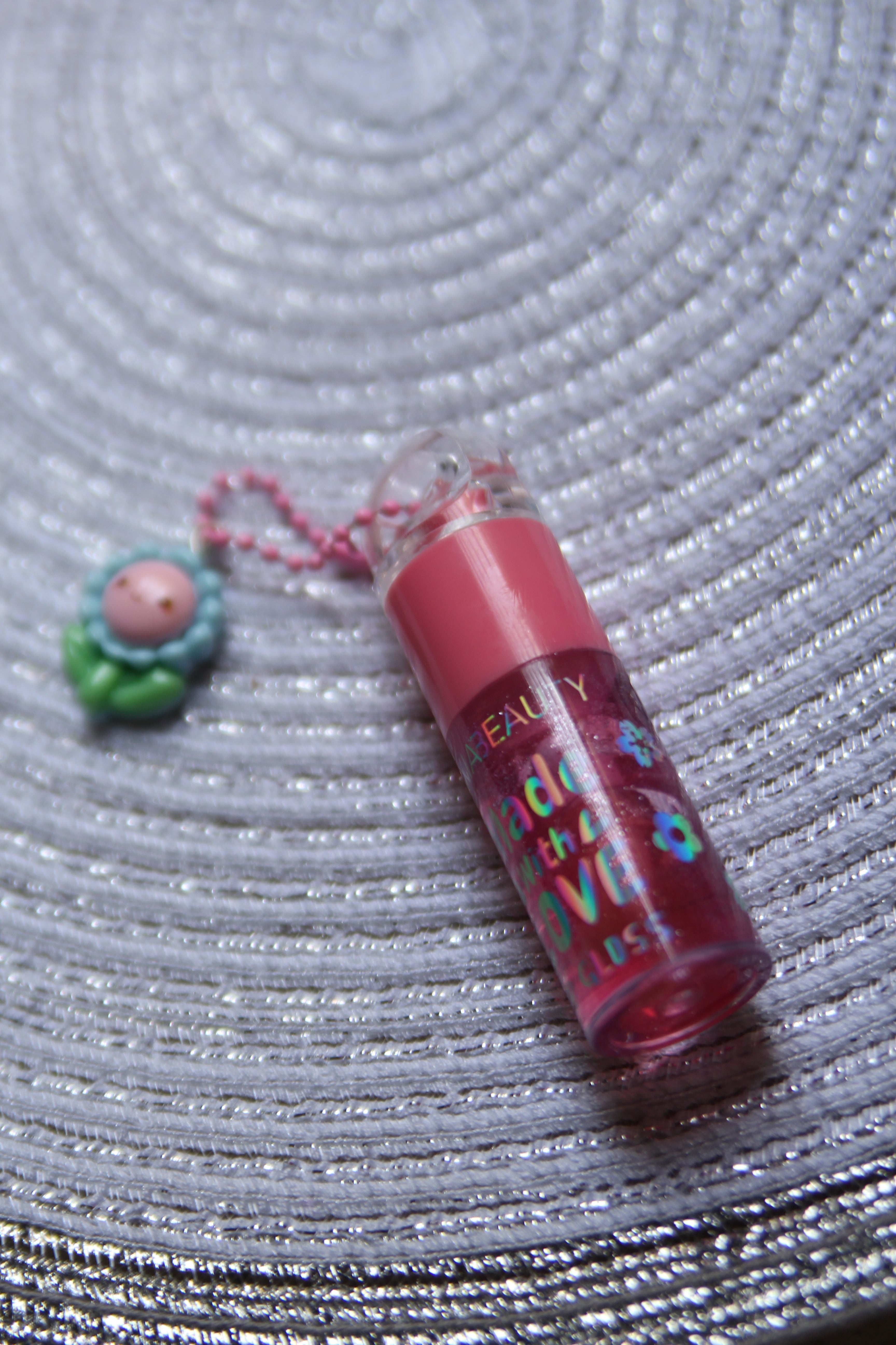 Red Gloss Keychain – Stay Bold, Stay Shiny!