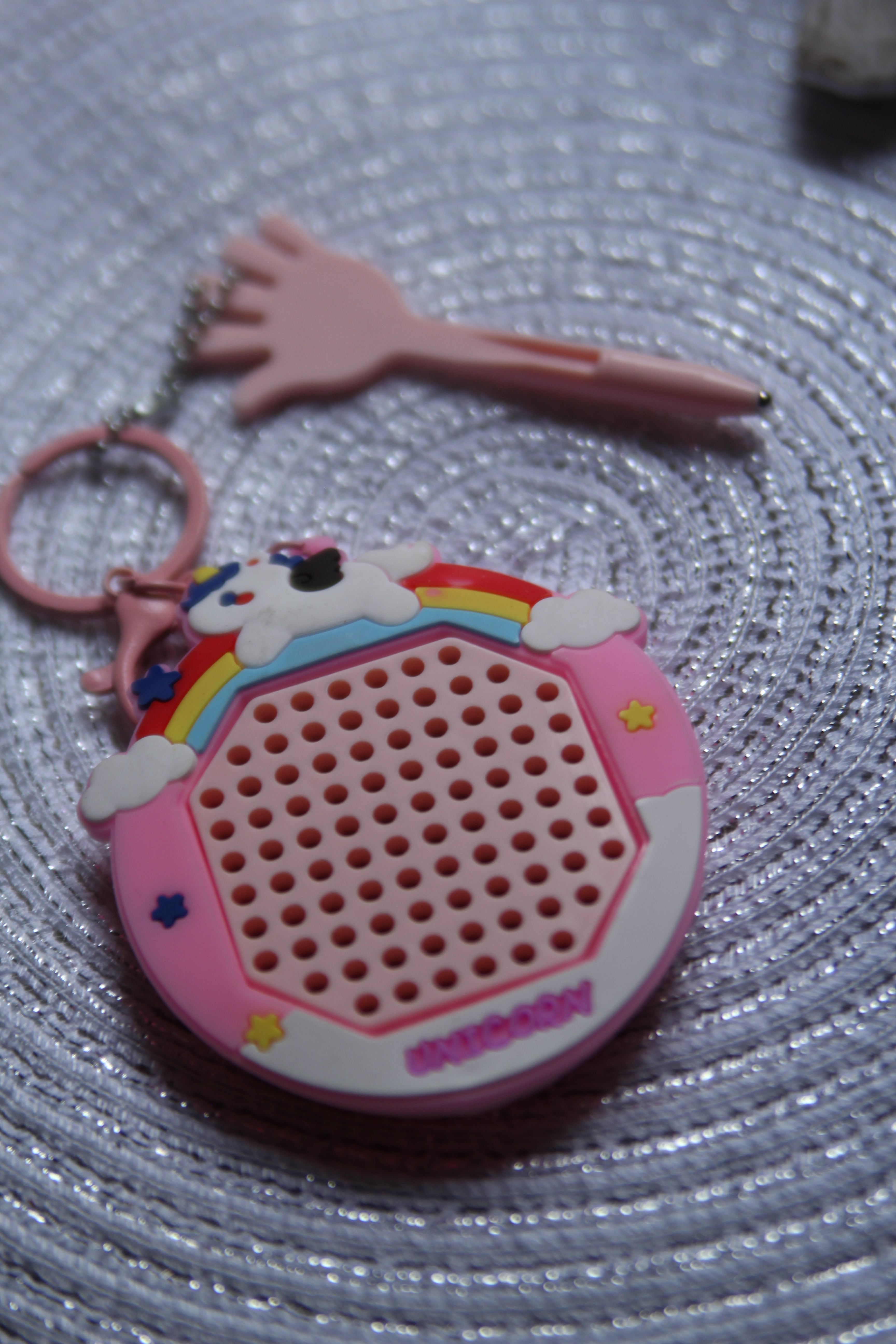 Satisfying Steel Dots Keychain – Click, Click, Bliss!